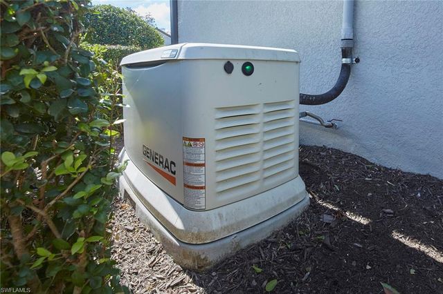 9395 Greyhawk TRL, Naples, FL 34120