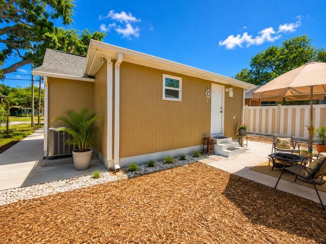 802 JURGENS STREET, Clearwater, FL 33755