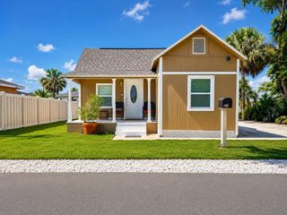 802 JURGENS STREET, Clearwater, FL 33755