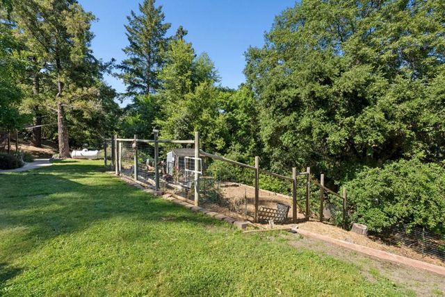 25560 Firhaven Lane, Los Gatos, CA 95033