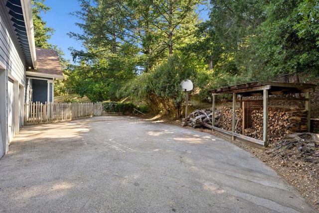 25560 Firhaven Lane, Los Gatos, CA 95033