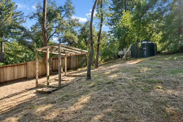 25560 Firhaven Lane, Los Gatos, CA 95033