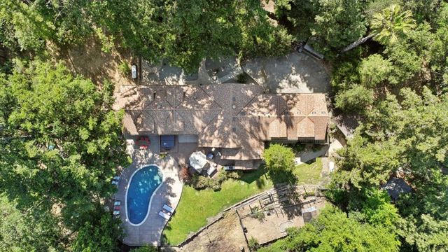 25560 Firhaven Lane, Los Gatos, CA 95033