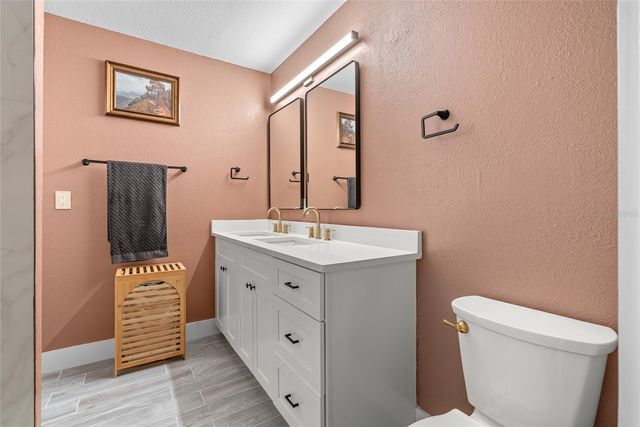 2004 VIRGINIA DRIVE, Bradenton, FL 34205