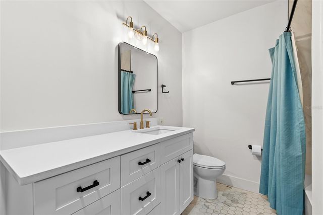 2004 VIRGINIA DRIVE, Bradenton, FL 34205