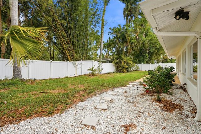 2004 VIRGINIA DRIVE, Bradenton, FL 34205