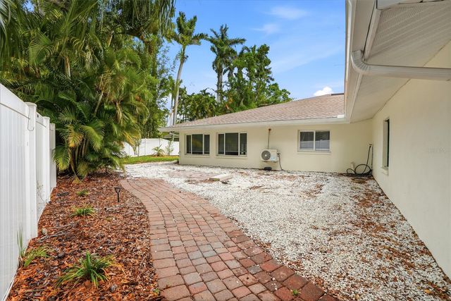 2004 VIRGINIA DRIVE, Bradenton, FL 34205