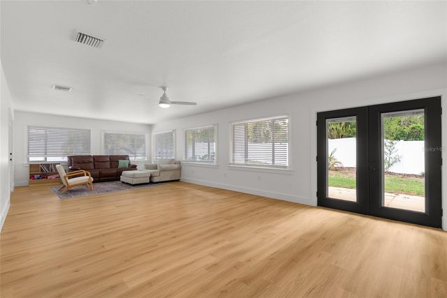 2004 VIRGINIA DRIVE, Bradenton, FL 34205