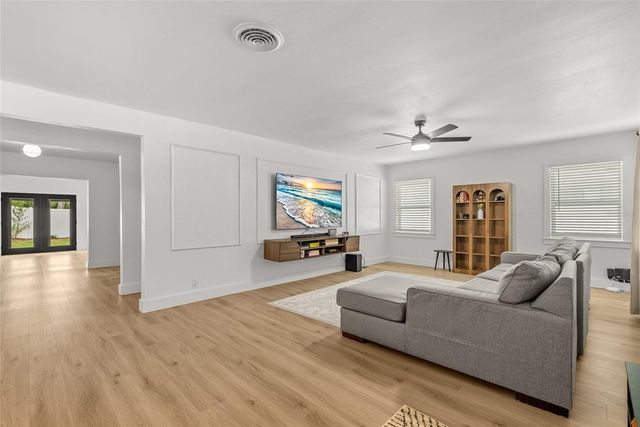 2004 VIRGINIA DRIVE, Bradenton, FL 34205