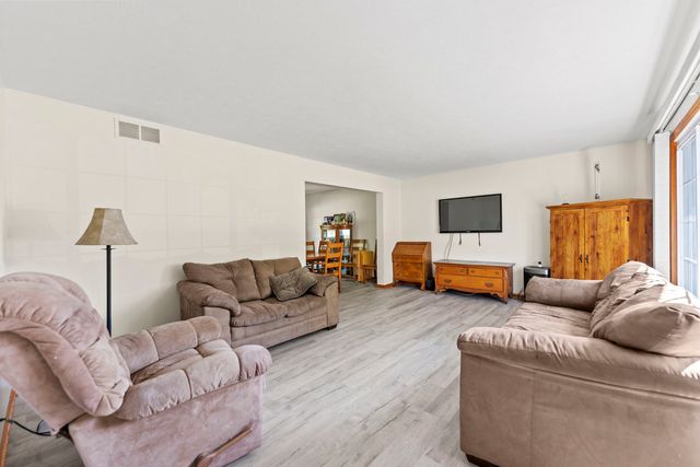 1162 Butler Road, Rockford, IL 61108