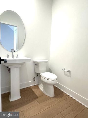 18208 DONATELLO DR, Princeton, NJ 08540