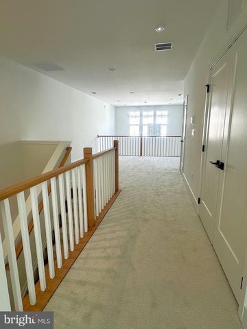 18208 DONATELLO DR, Princeton, NJ 08540