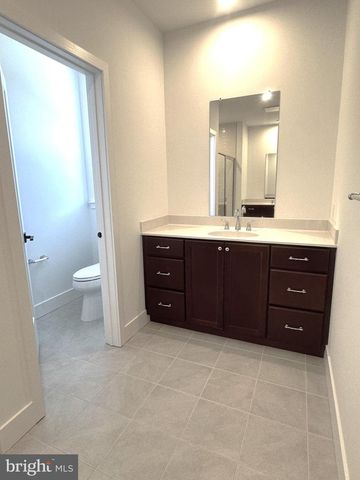 18208 DONATELLO DR, Princeton, NJ 08540