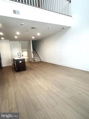 18208 DONATELLO DR, Princeton, NJ 08540