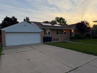 840 E Thacker Street, Des Plaines, IL 60016