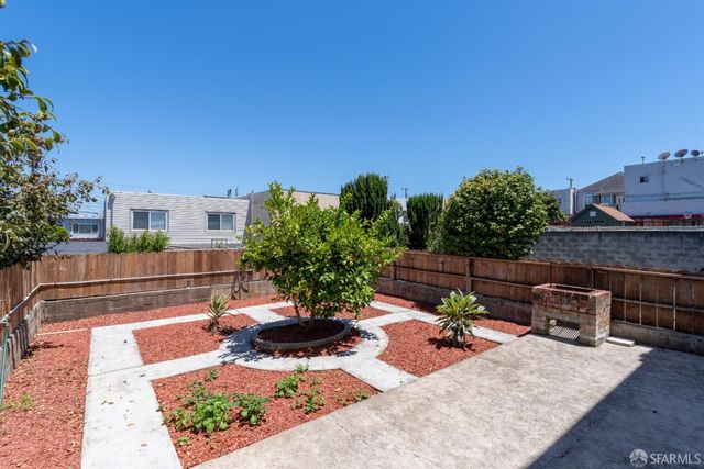 140 Naglee Avenue, San Francisco, CA 94112