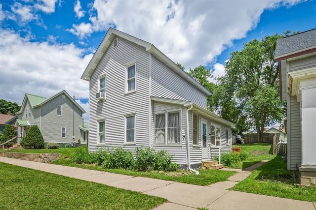 7 S Rural Street, Chippewa Falls, WI 54729