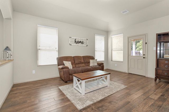 9934 Sterling Place Drive, Conroe, TX 77303
