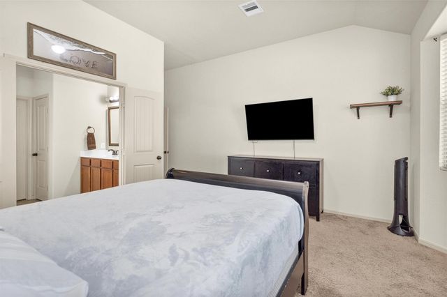 9934 Sterling Place Drive, Conroe, TX 77303