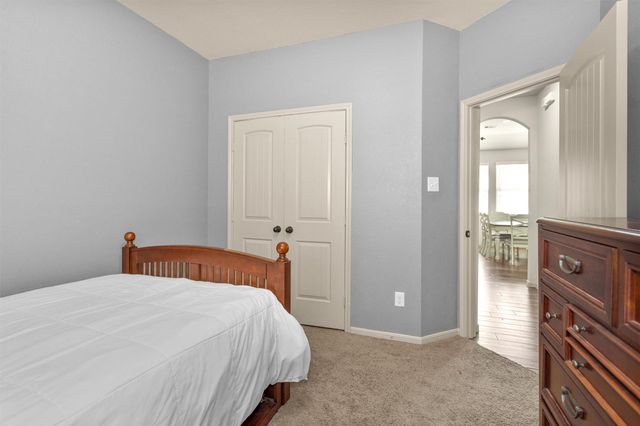 9934 Sterling Place Drive, Conroe, TX 77303
