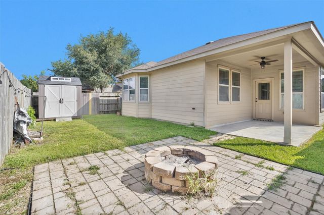 9934 Sterling Place Drive, Conroe, TX 77303