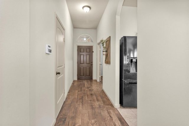 9934 Sterling Place Drive, Conroe, TX 77303