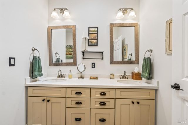 19251 Monterey Ave, Fort Bragg, CA 95437