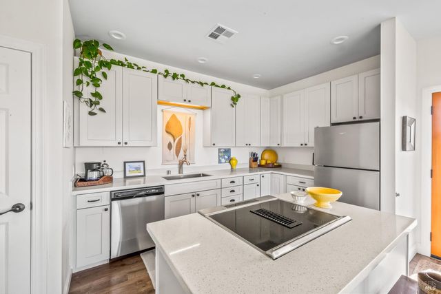 19251 Monterey Ave, Fort Bragg, CA 95437