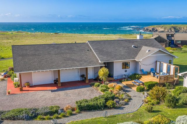 19251 Monterey Ave, Fort Bragg, CA 95437