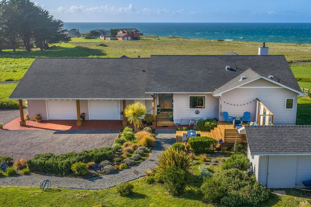 19251 Monterey Ave, Fort Bragg, CA 95437