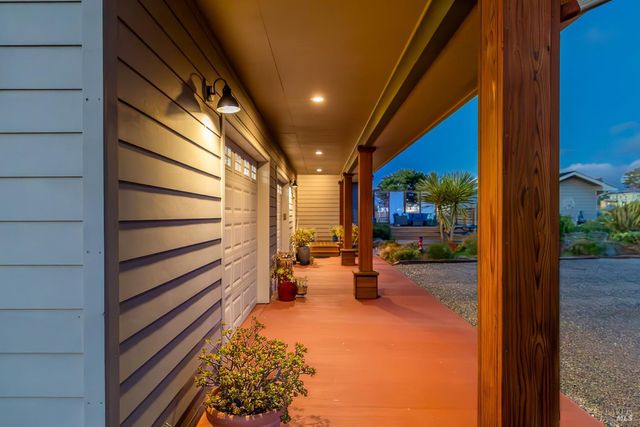 19251 Monterey Ave, Fort Bragg, CA 95437