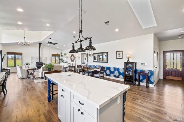 19251 Monterey Ave, Fort Bragg, CA 95437