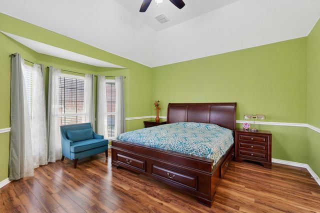 4933 Bacon Drive, Fort Worth, TX 76244