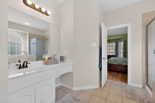 4933 Bacon Drive, Fort Worth, TX 76244