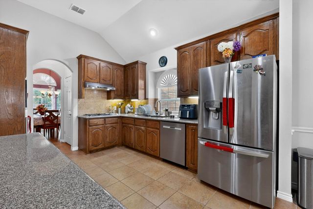 4933 Bacon Drive, Fort Worth, TX 76244