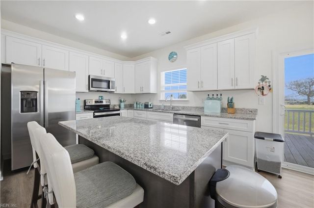 102 Gull Rock VW, Coinjock, NC 27923