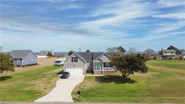 102 Gull Rock VW, Coinjock, NC 27923