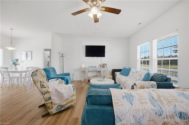 102 Gull Rock VW, Coinjock, NC 27923