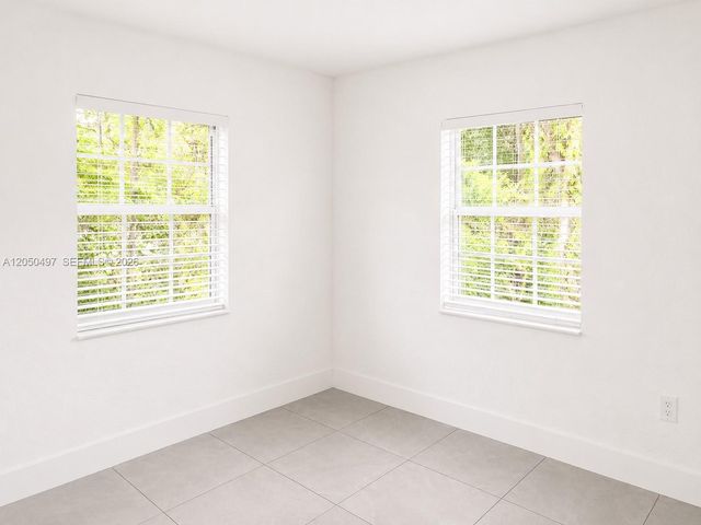 1114 NW 59th St, Miami, FL 33127