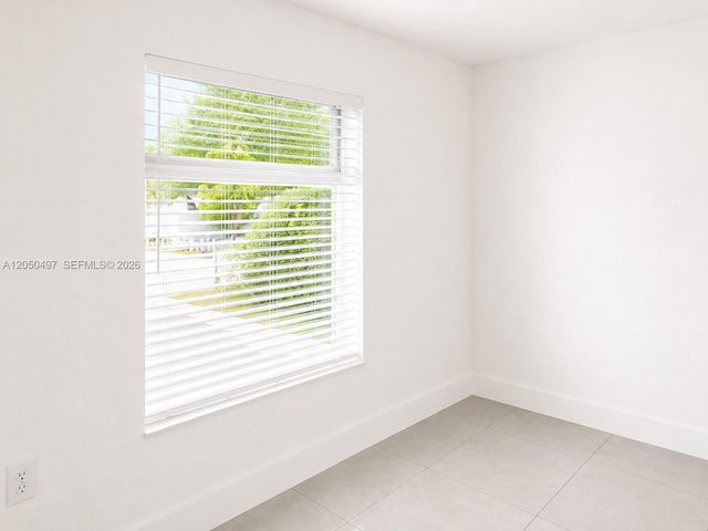 1114 NW 59th St, Miami, FL 33127