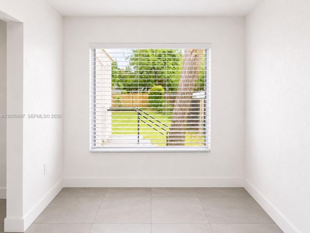 1114 NW 59th St, Miami, FL 33127