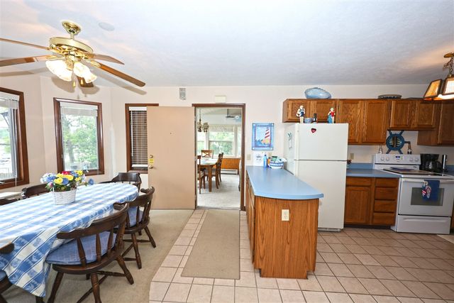 54891 Indian Lake Road, Dowagiac, MI 49047
