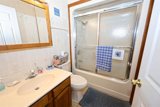 54891 Indian Lake Road, Dowagiac, MI 49047