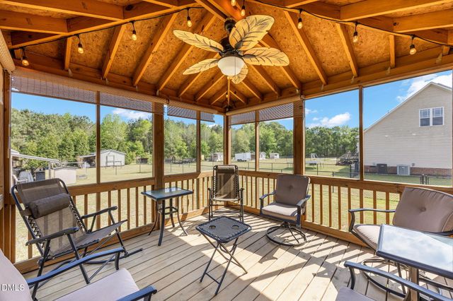 59 Long Grass Drive, Smithfield, NC 27577