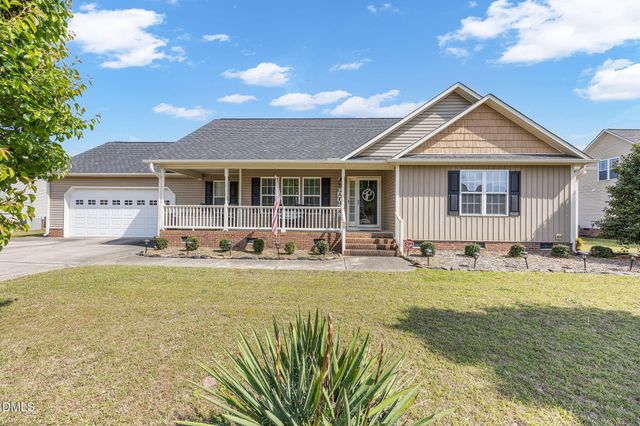 59 Long Grass Drive, Smithfield, NC 27577
