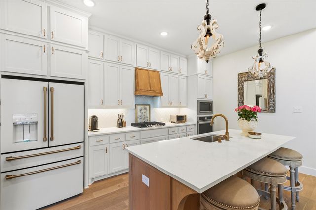 8120 Yellow Brick Pass, Mckinney, TX 75071