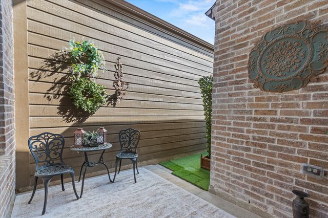 8120 Yellow Brick Pass, Mckinney, TX 75071