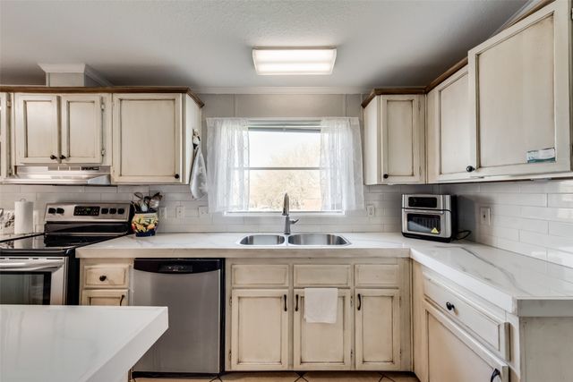 1414 County Road 490, Princeton, TX 75407