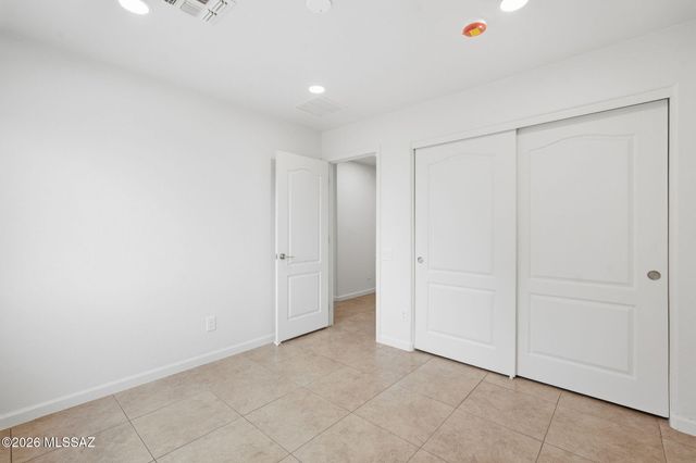 9035 N Mexican Sage Place, Tucson, AZ 85742