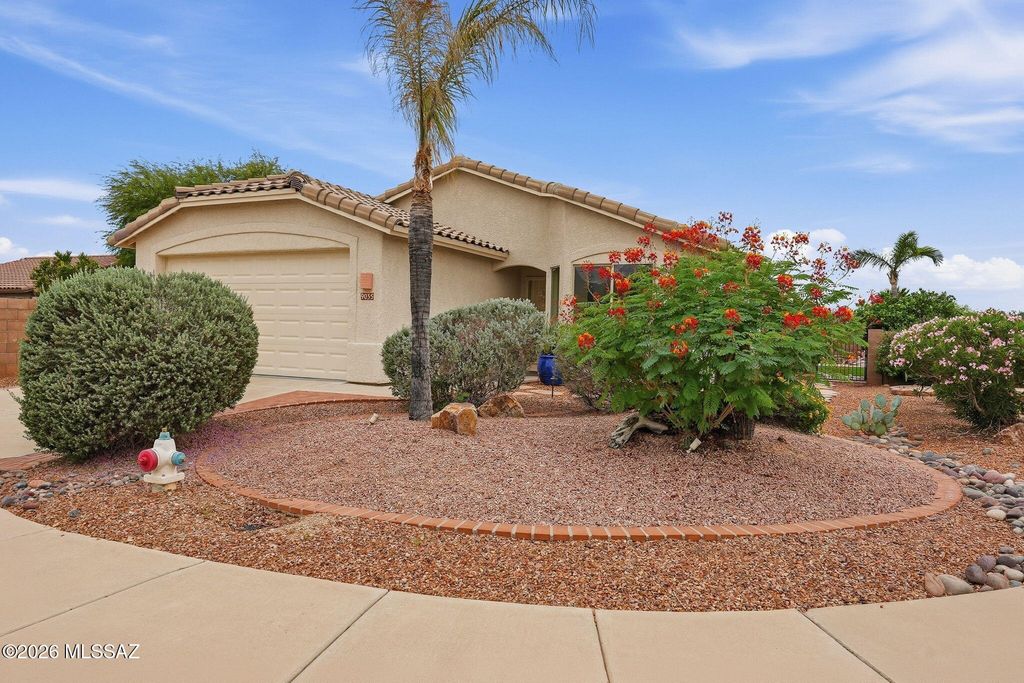 9035 N Mexican Sage Place, Tucson, AZ 85742